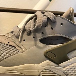 Nike Air Huarache White Pure Platinum